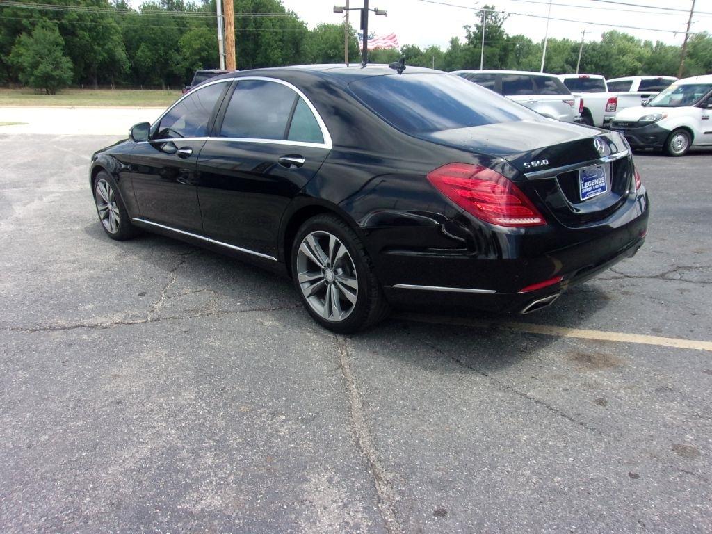 Mercedes-Benz S-Class S550 2015