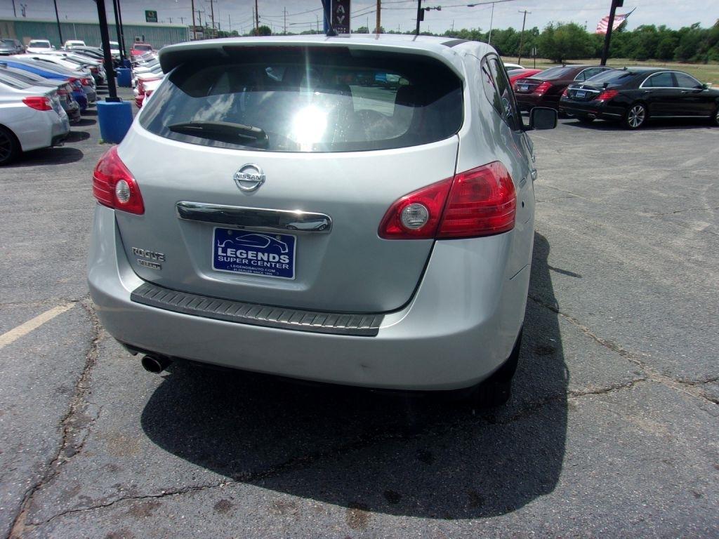 Nissan Rogue S 2WD 2011