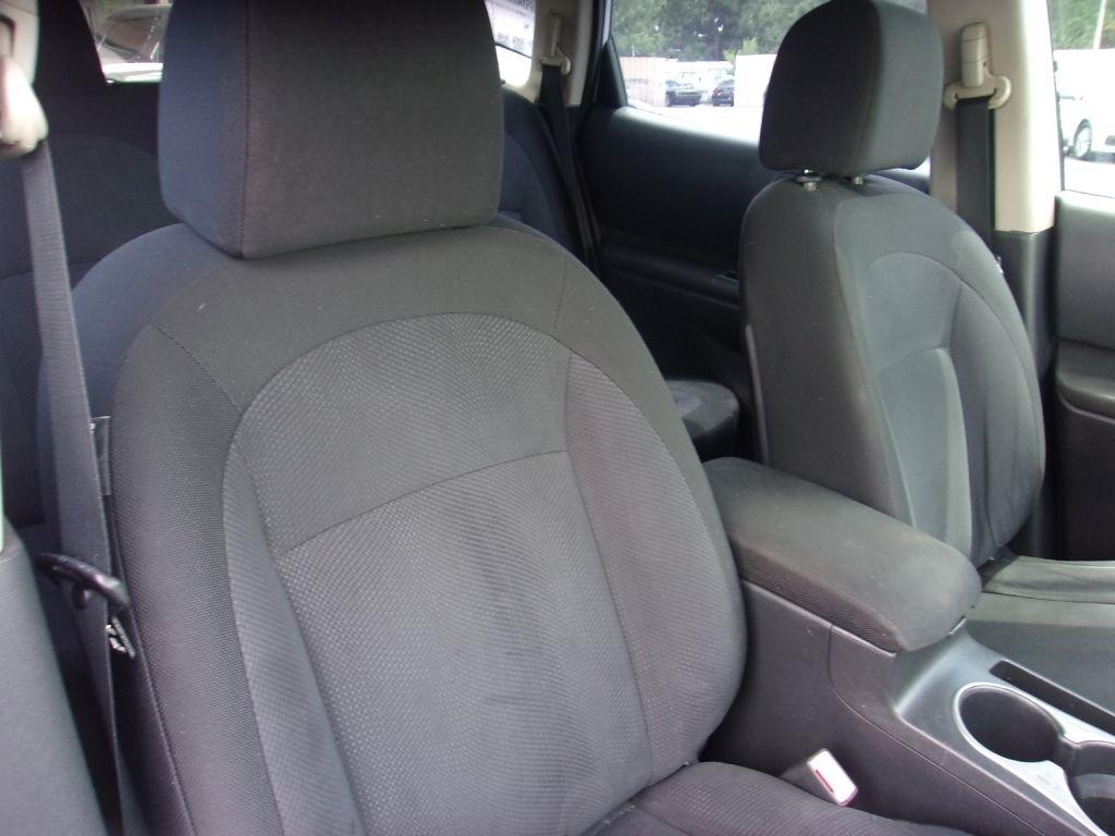 Nissan Rogue S 2WD 2011