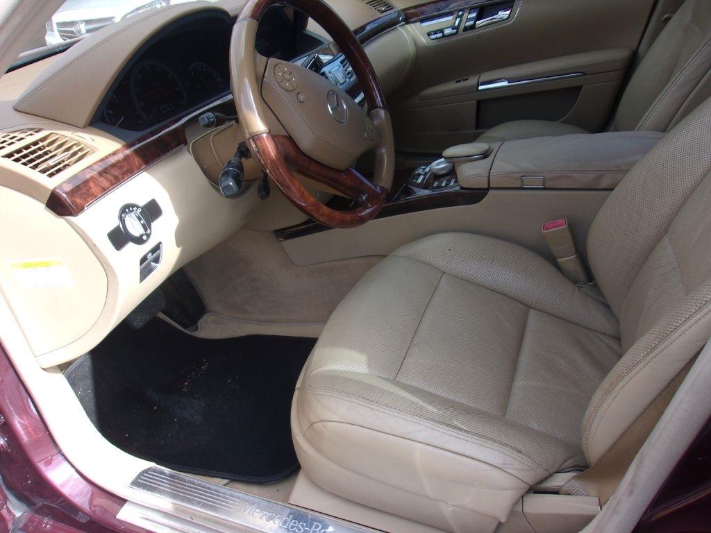 Mercedes-Benz S-Class S550 2011