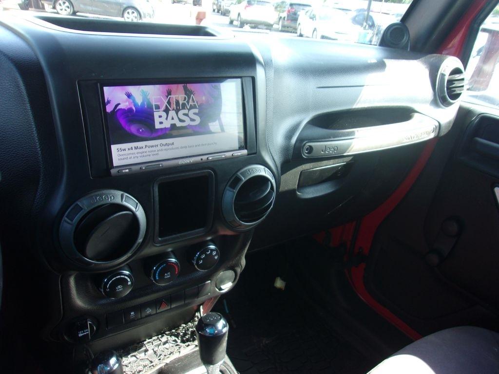Jeep Wrangler Unlimited Sport 4WD 2014