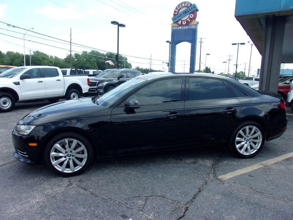 Audi A4 2.0T Premium Sedan 2017
