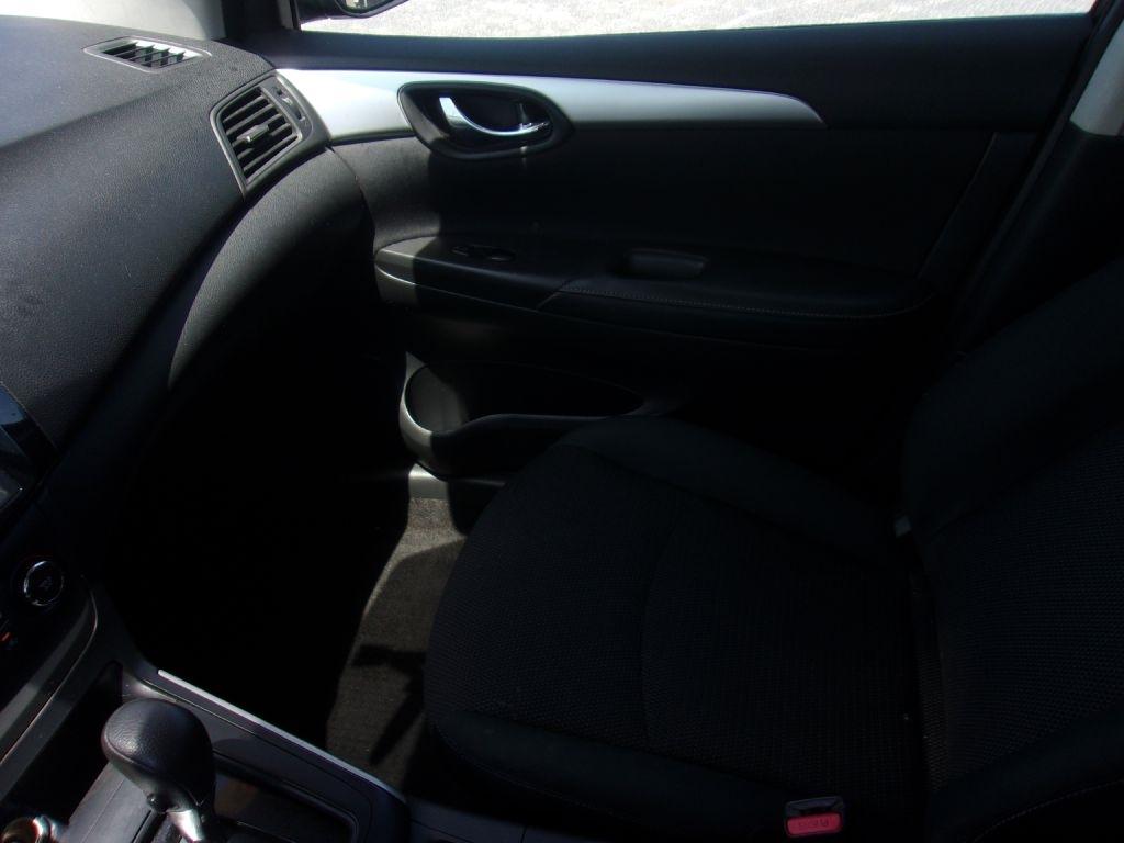 Nissan Sentra SR 2019