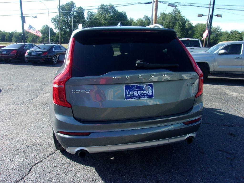 Volvo XC90 T5 Momentum 2019