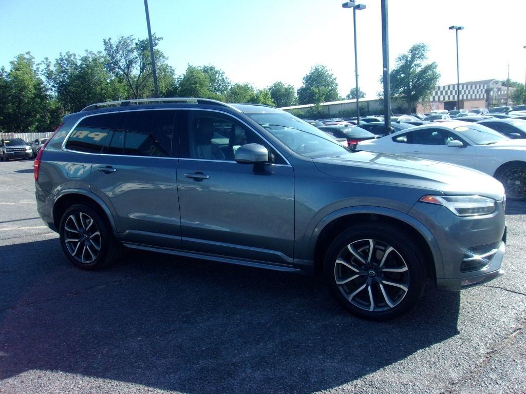 Volvo XC90 T5 Momentum 2019