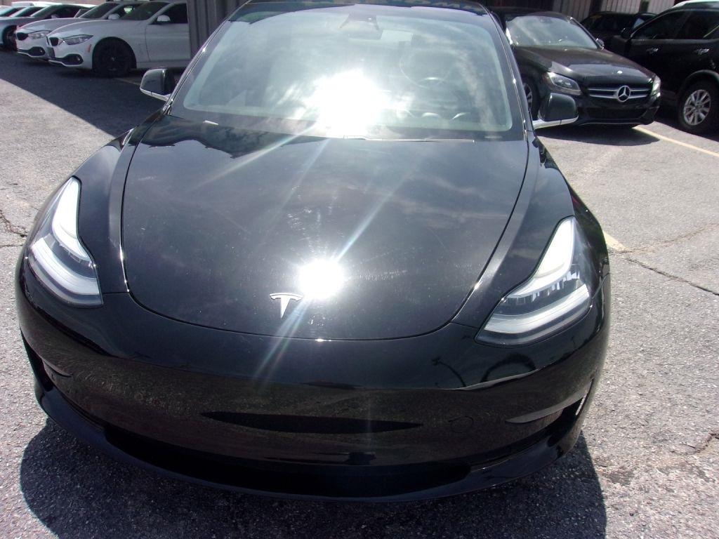 Tesla Model 3 Standard Range Plus 2020