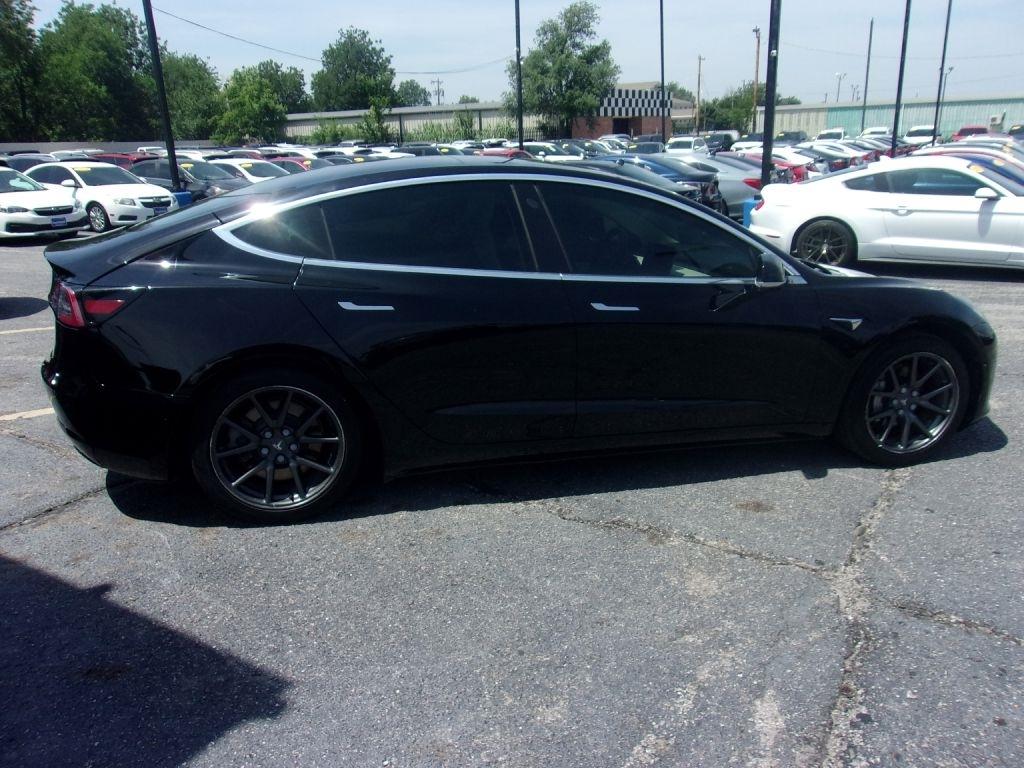 Tesla Model 3 Standard Range Plus 2020