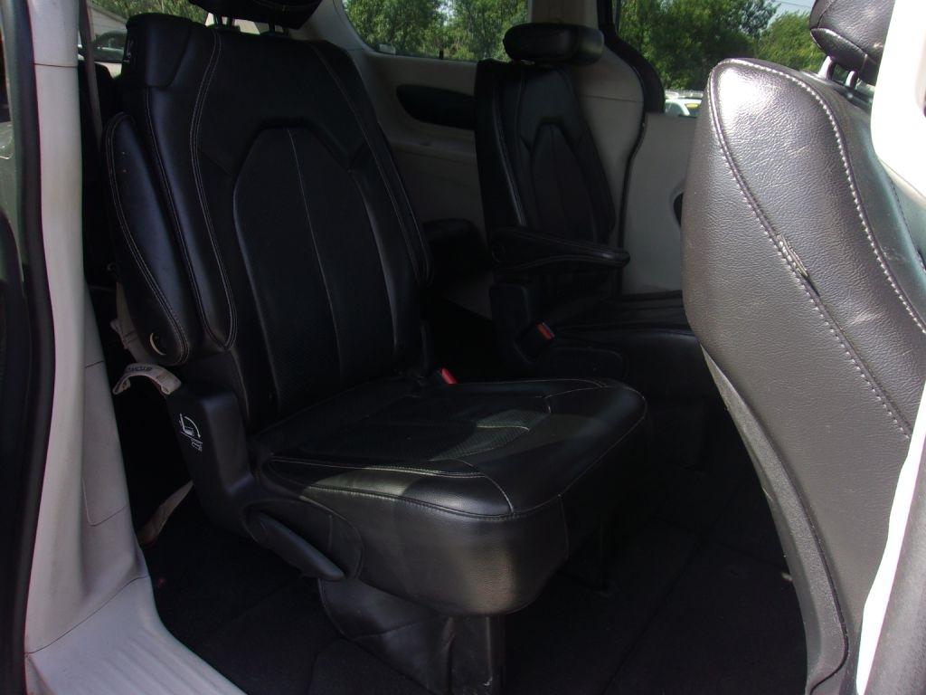 Chrysler Pacifica Touring-L 2022
