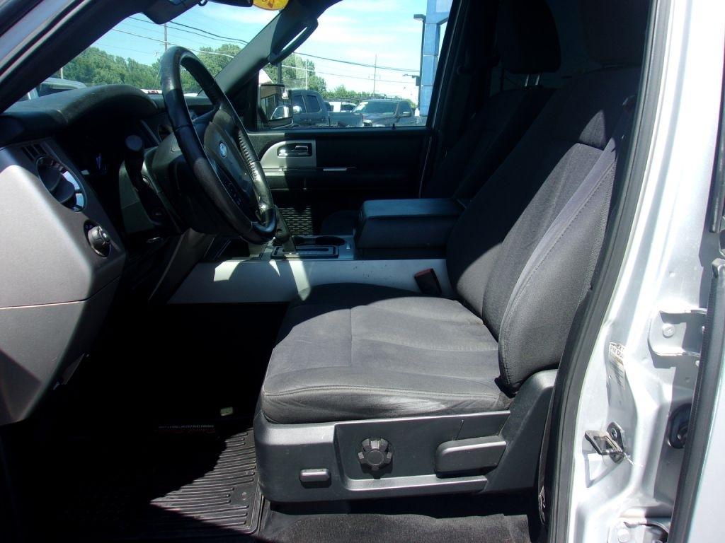 Ford Expedition EL XLT 2WD 2017