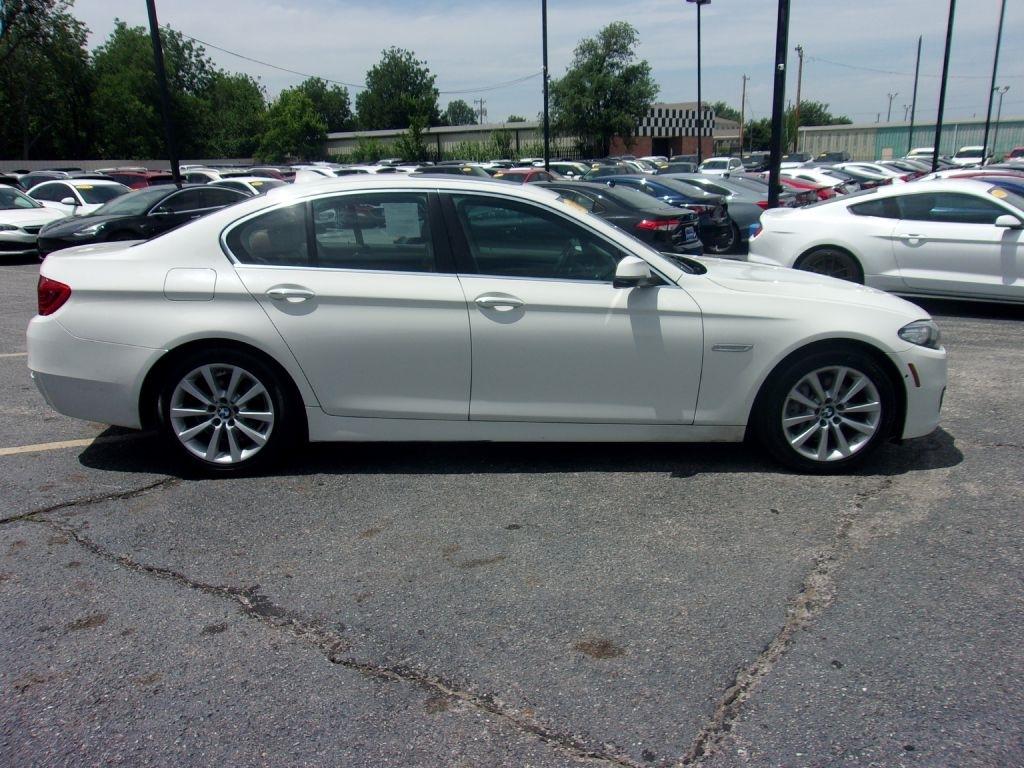 BMW 5-Series 535i xDrive 2016