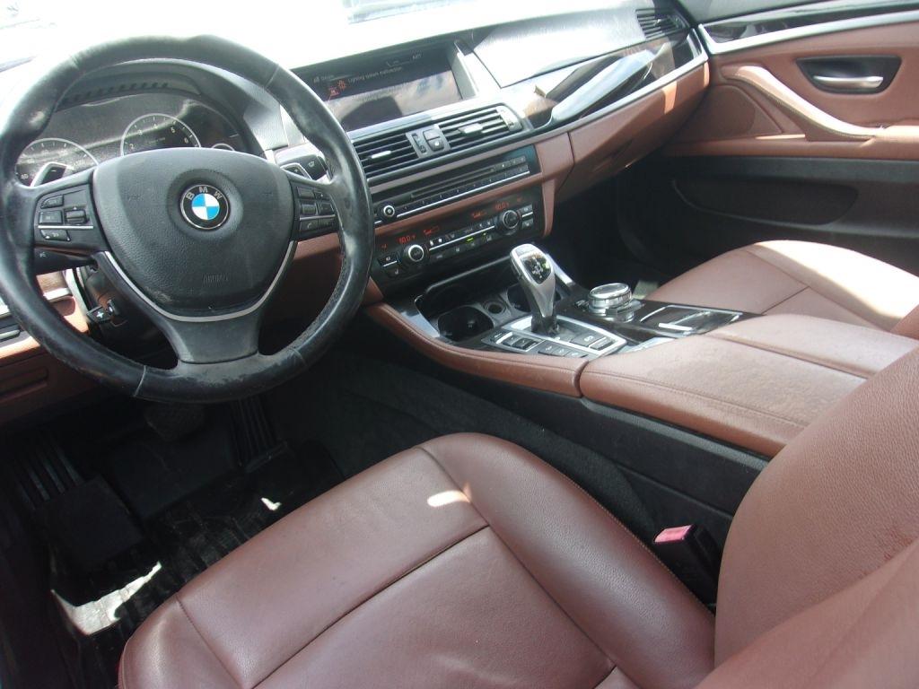 BMW 5-Series 535i xDrive 2016