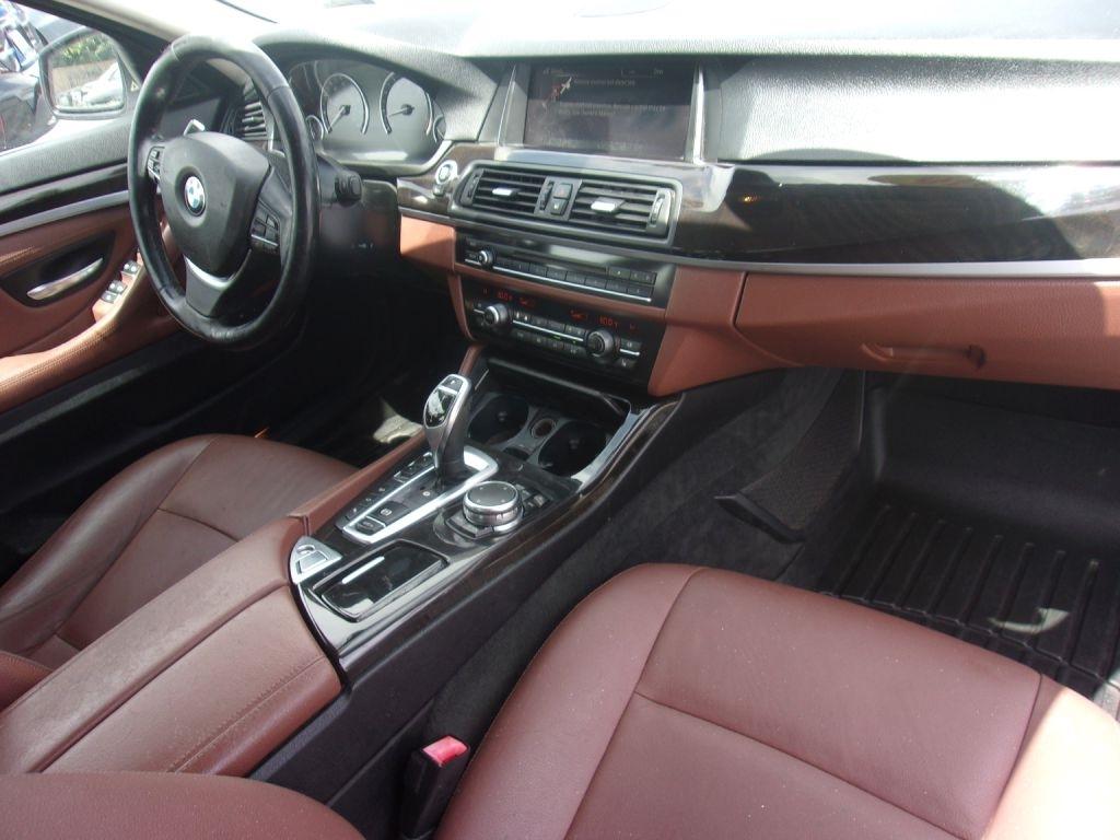 BMW 5-Series 535i xDrive 2016