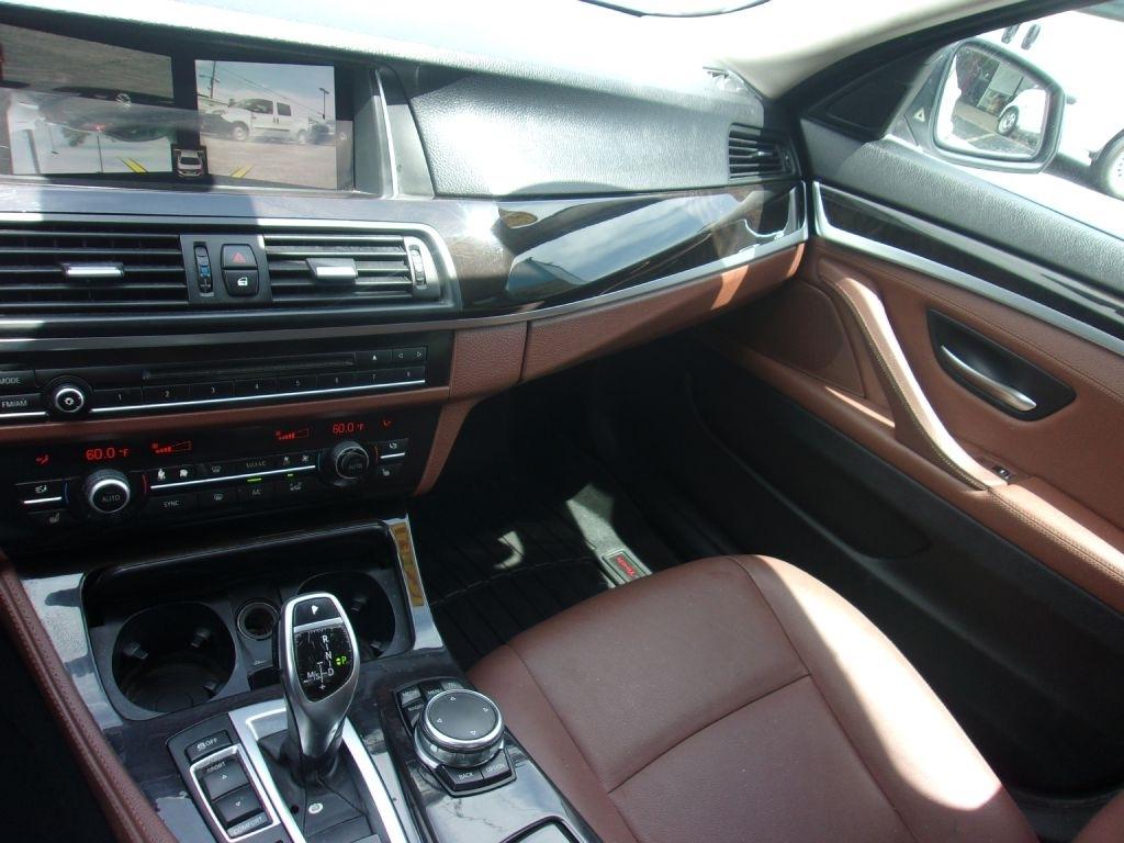 BMW 5-Series 535i xDrive 2016