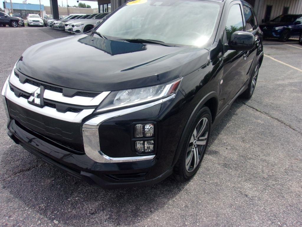 Mitsubishi Outlander Sport 2.0 ES 4WD 2024