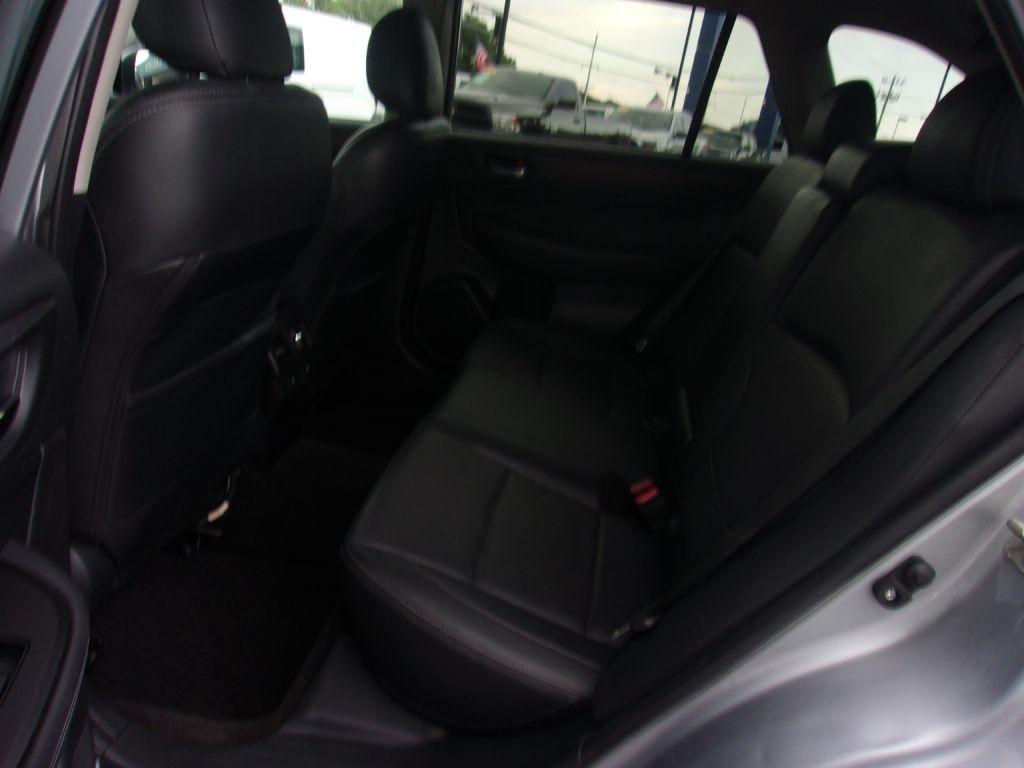 Subaru Outback 2.5i Limited 2015