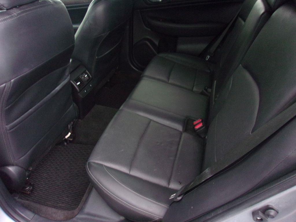 Subaru Outback 2.5i Limited 2015
