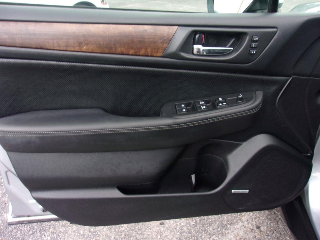 Subaru Outback 2.5i Limited 2015