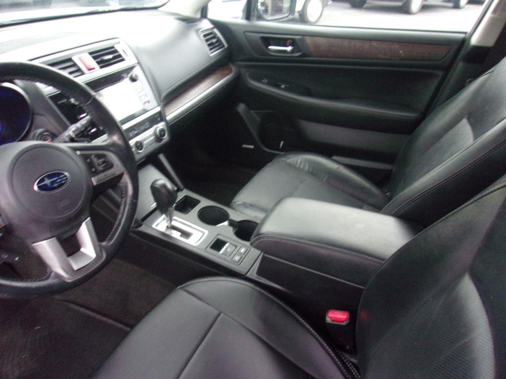 Subaru Outback 2.5i Limited 2015