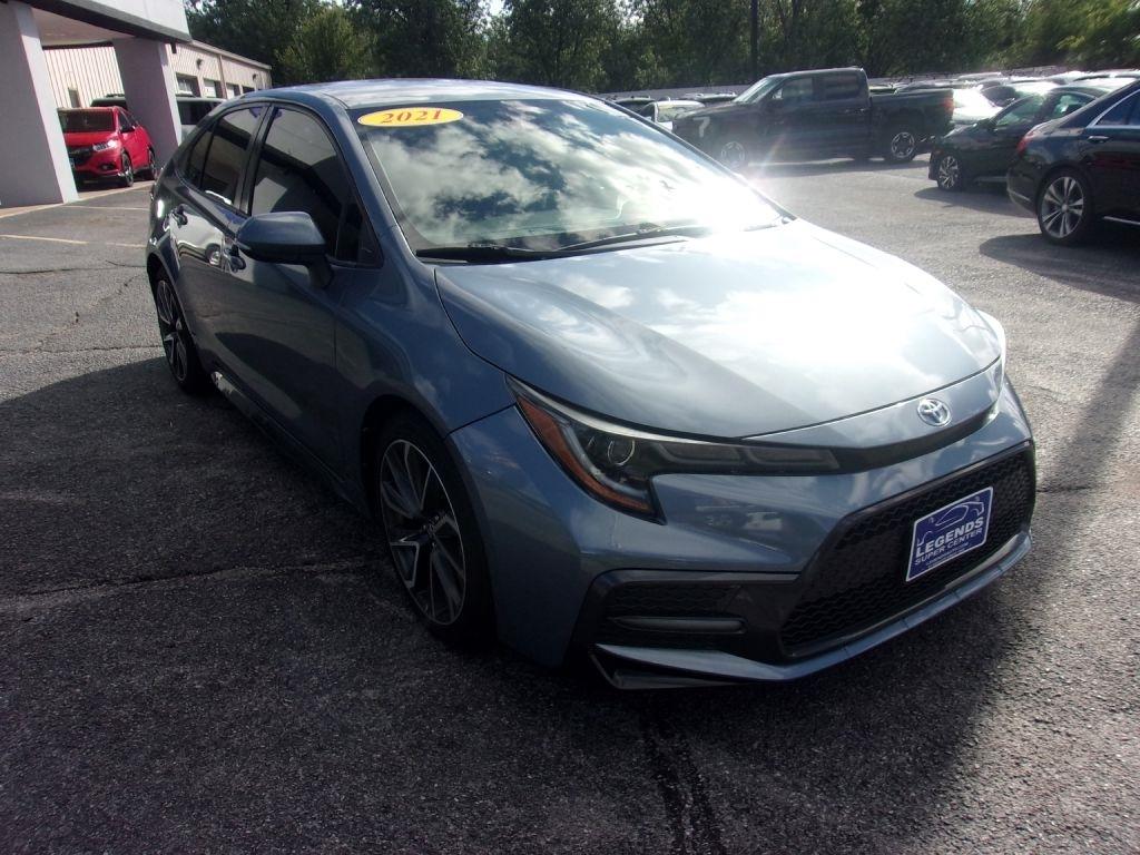 Toyota Corolla SE 2021