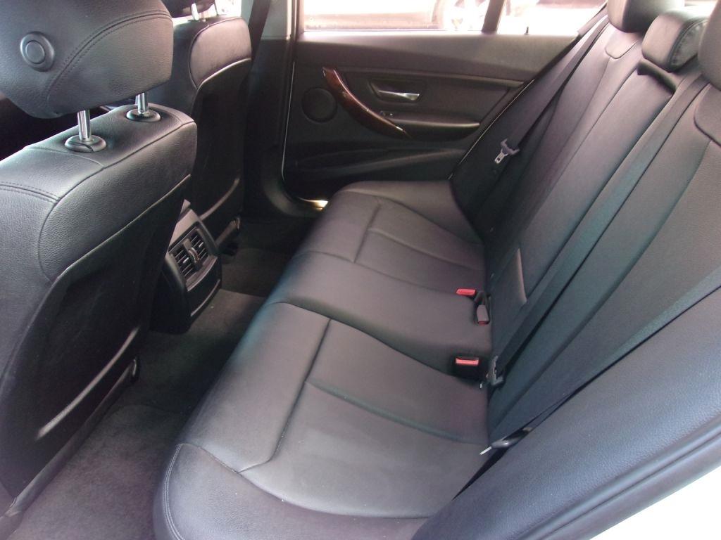 BMW 3-Series 320i xDrive 2015