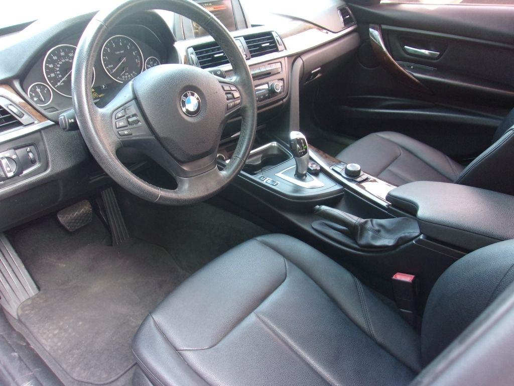 BMW 3-Series 320i xDrive 2015