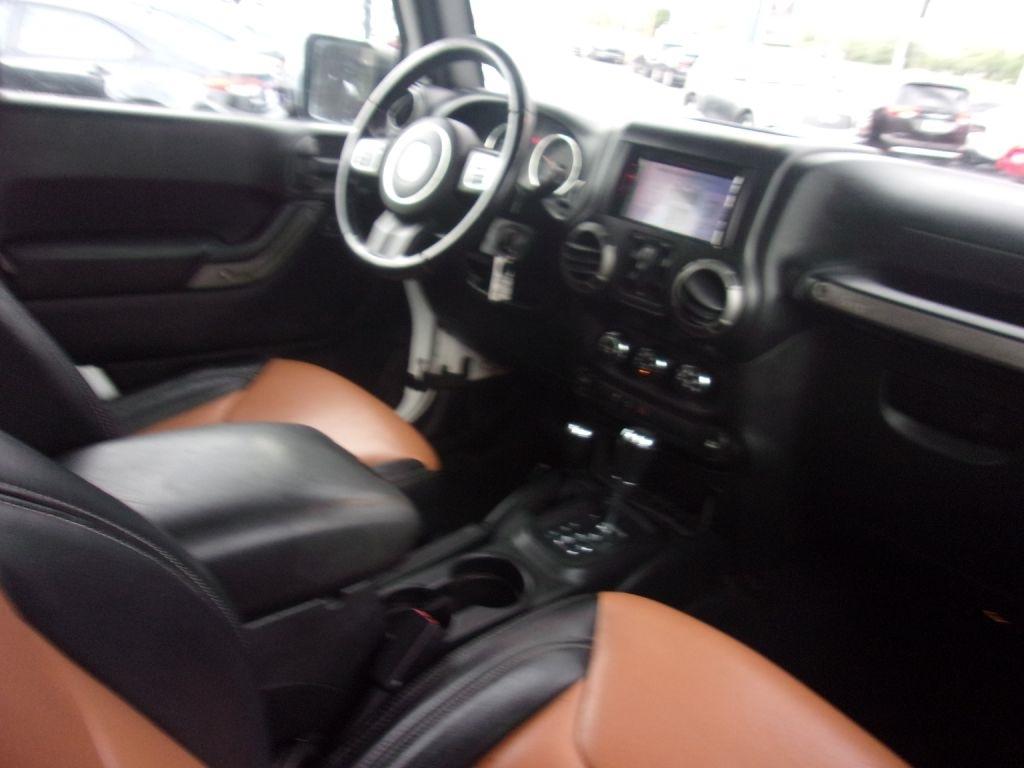 Jeep Wrangler Unlimited Sport 4WD 2015