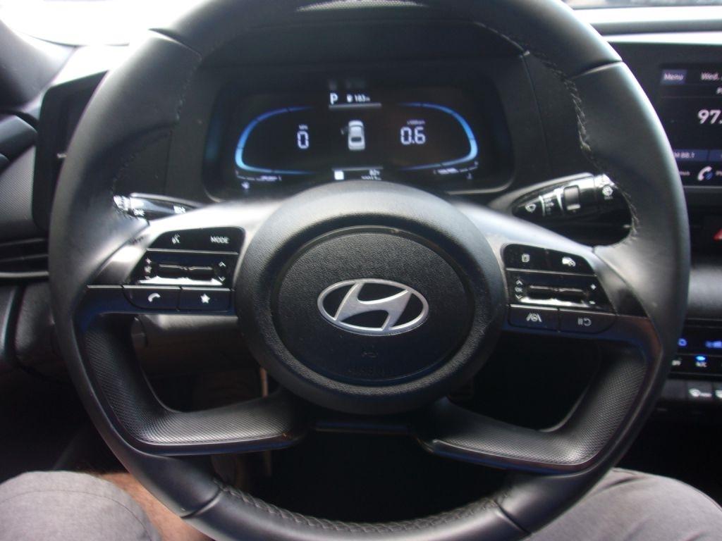 Hyundai Elantra SEL Sport 2025
