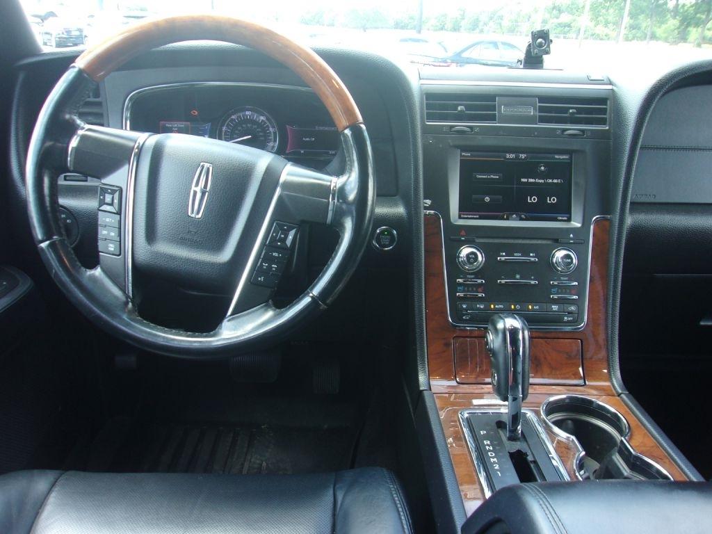 Lincoln Navigator 2WD 2015