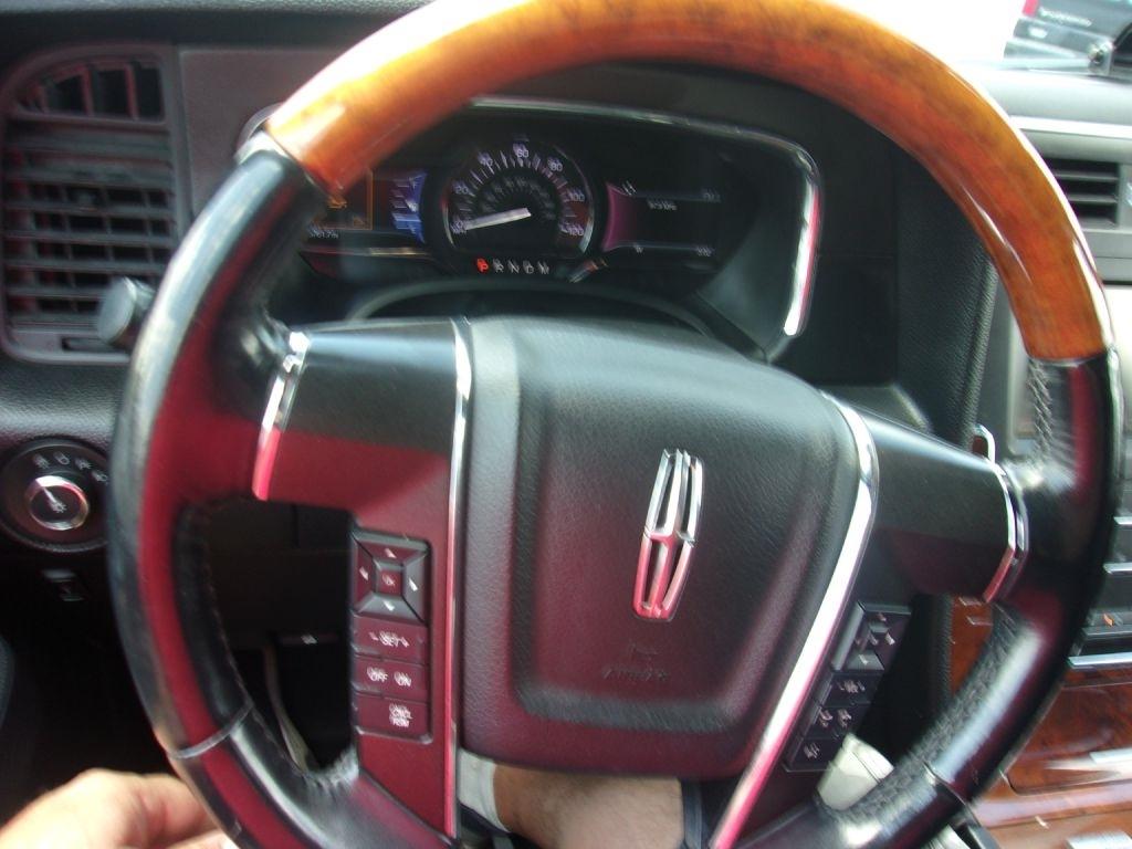 Lincoln Navigator 2WD 2015