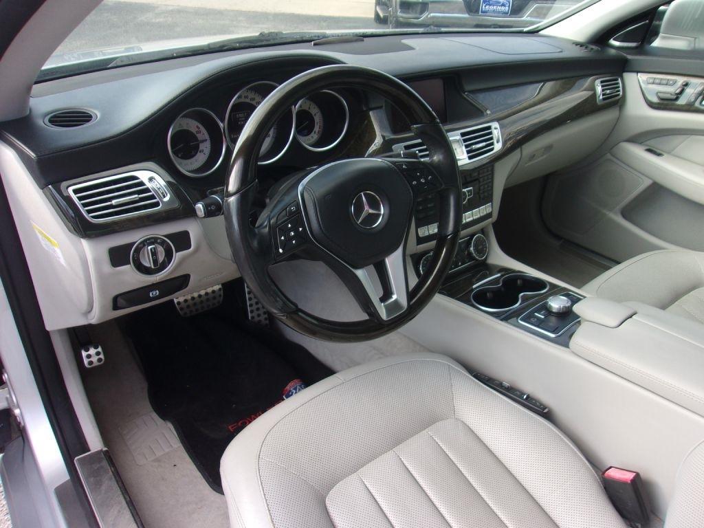 Mercedes-Benz CLS-Class CLS550 2014