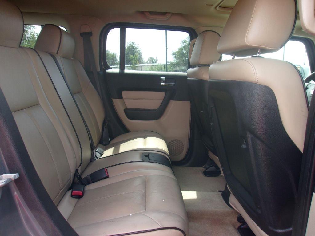 HUMMER H3 Base 2008