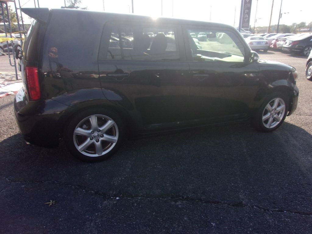Scion xB Wagon 2008