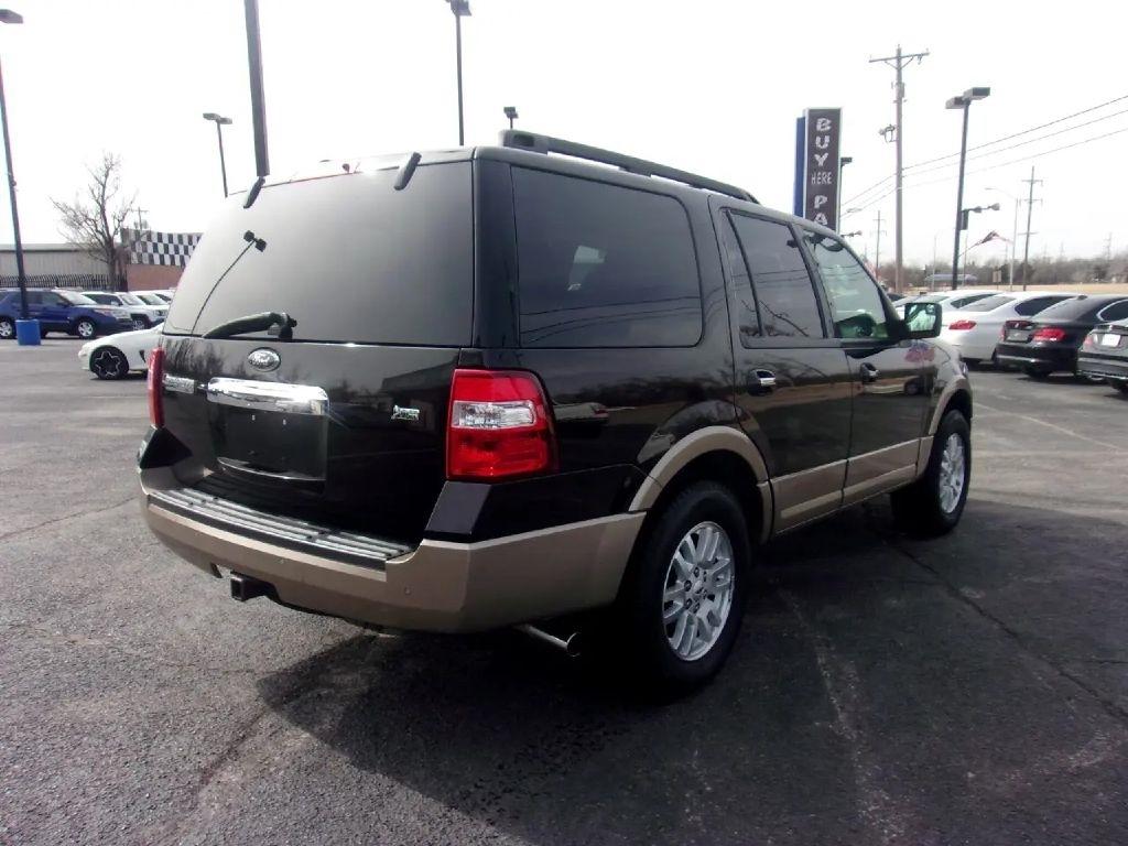Ford Expedition King Ranch 2WD 2013