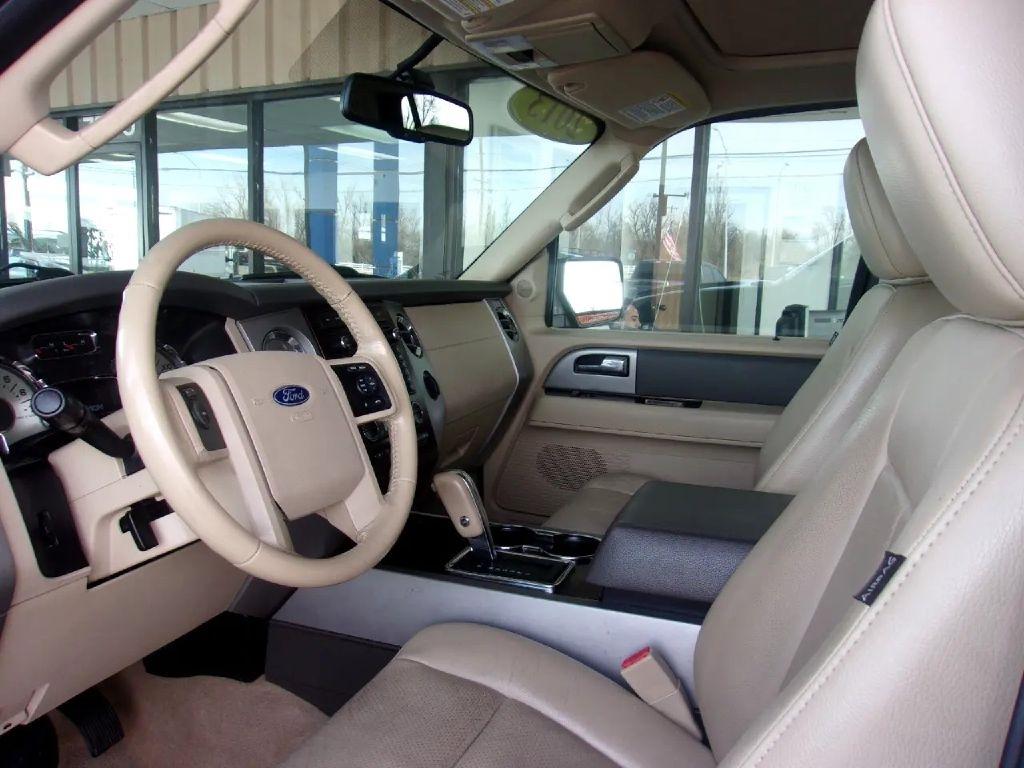Ford Expedition King Ranch 2WD 2013
