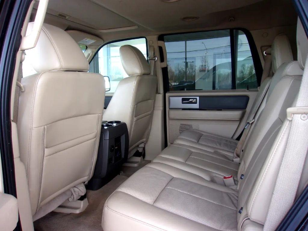 Ford Expedition King Ranch 2WD 2013