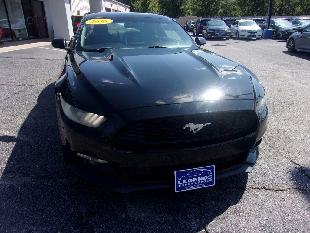Ford Mustang EcoBoost Coupe 2016