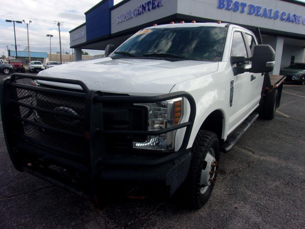 Ford F-350 SD XL Crew Cab Long Bed DRW 4WD 2018