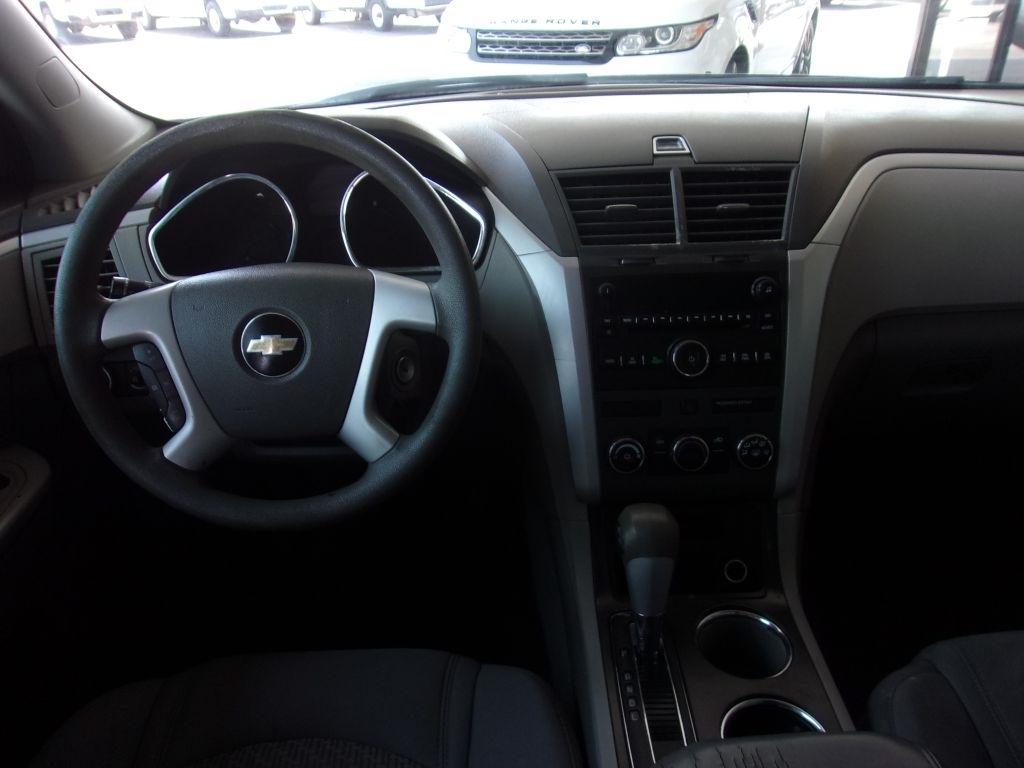 Chevrolet Traverse LS FWD 2012