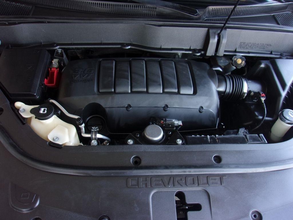Chevrolet Traverse LS FWD 2012