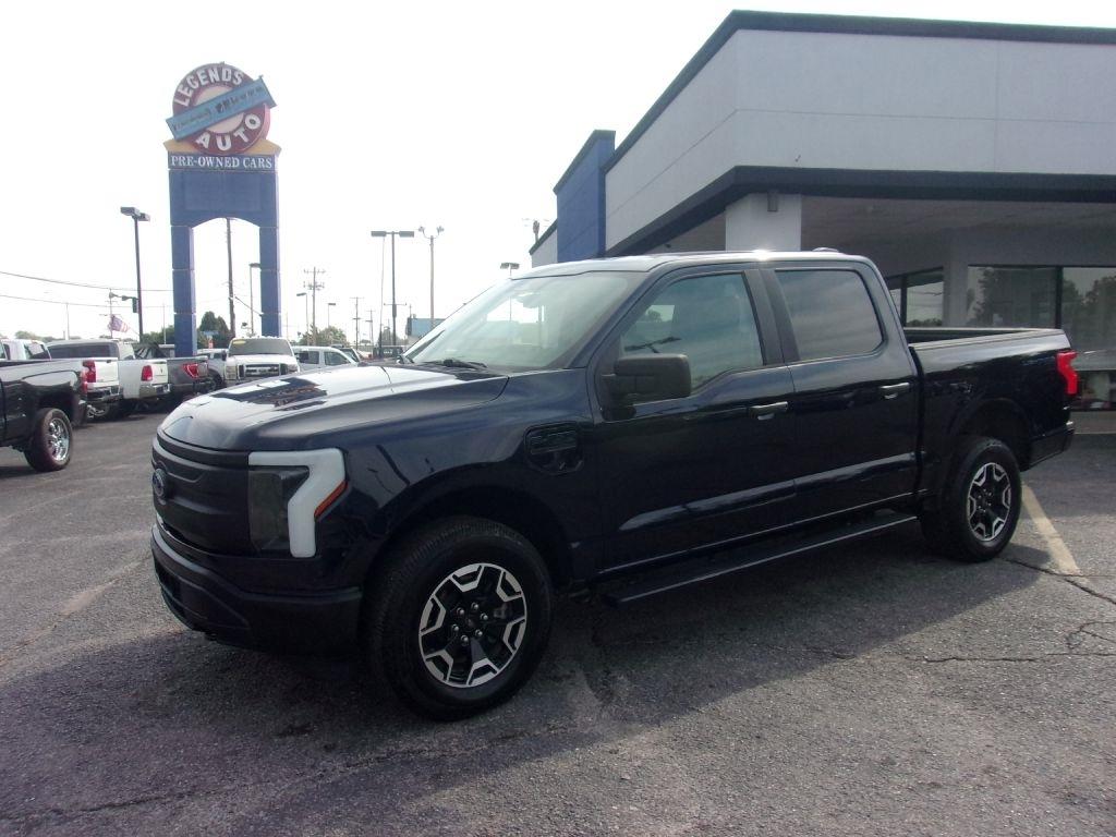 Ford F-150 Lightning Pro 2023