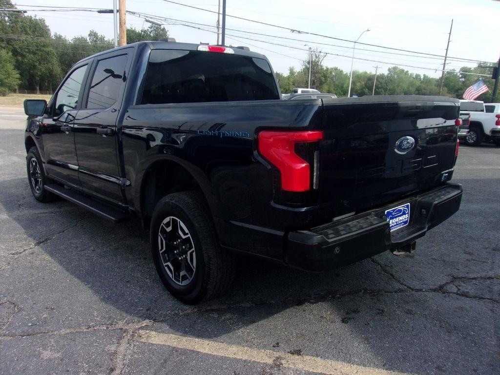 Ford F-150 Lightning Pro 2023