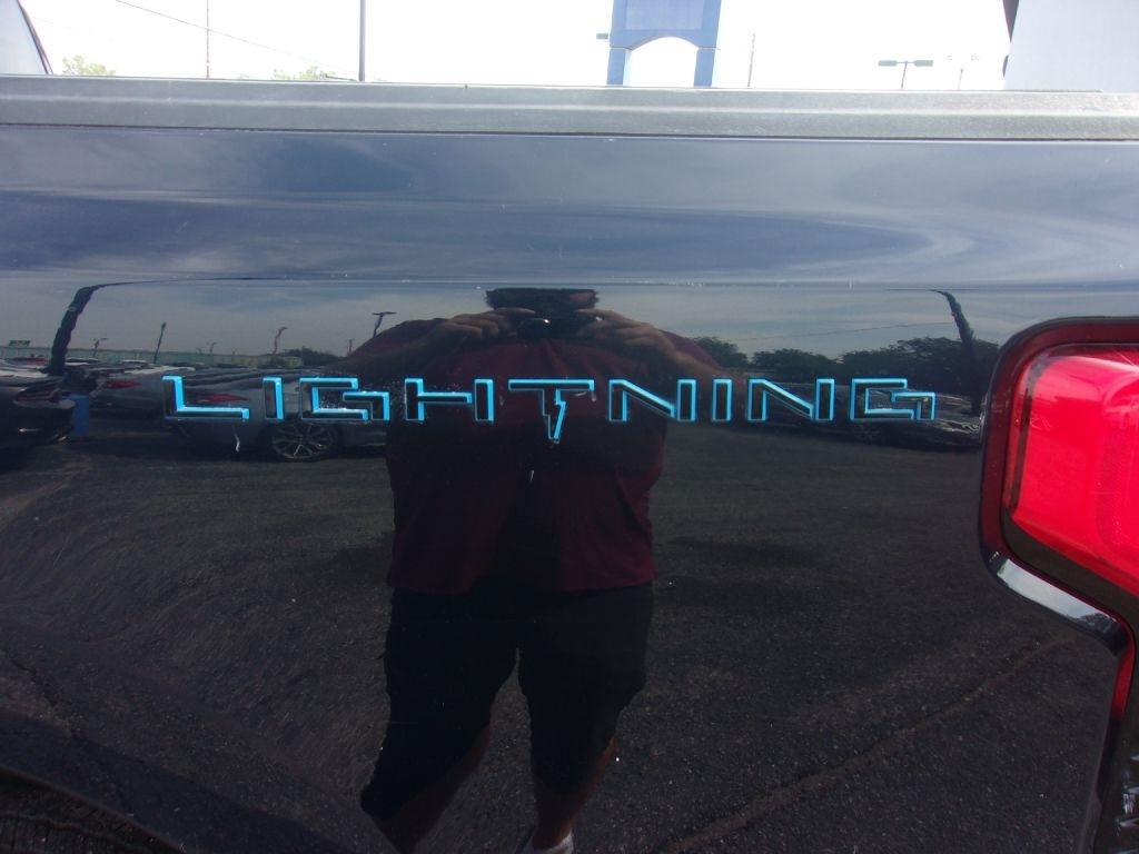 Ford F-150 Lightning Pro 2023