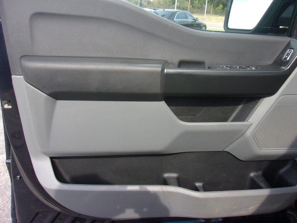 Ford F-150 Lightning Pro 2023