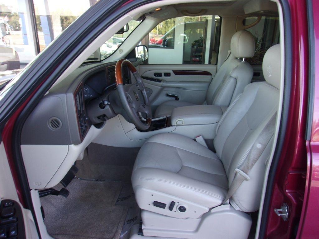 Cadillac Escalade 2WD 2006