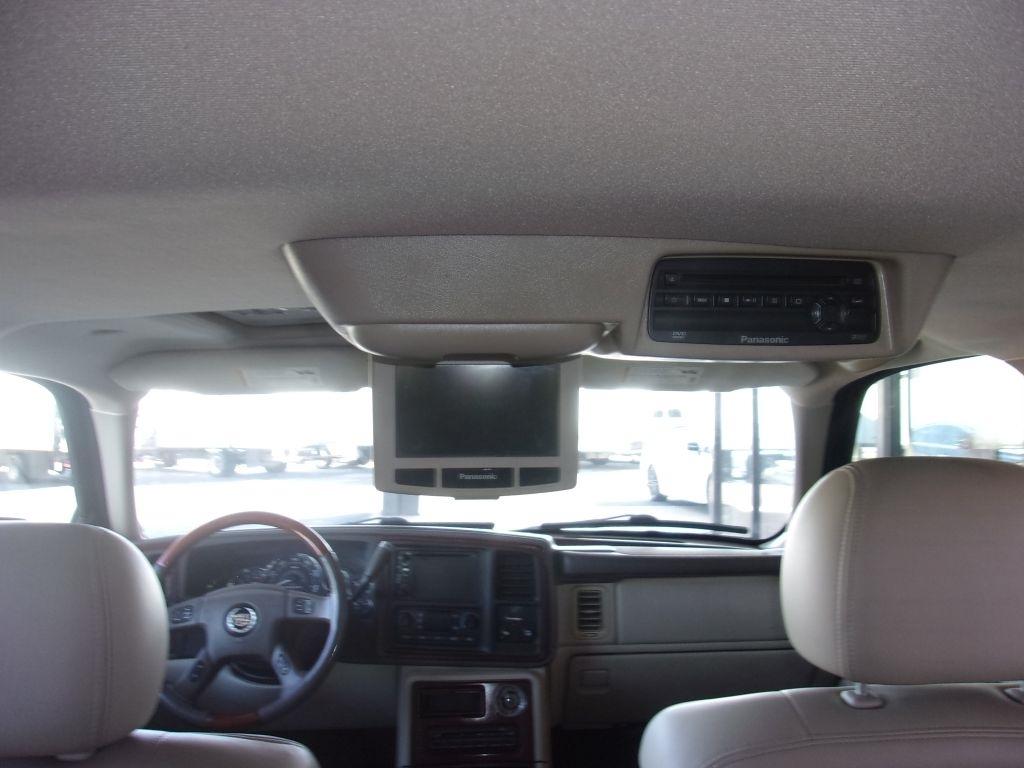 Cadillac Escalade 2WD 2006