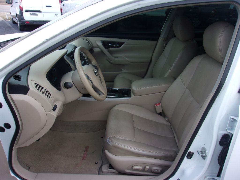 Nissan Altima 2.5 2013