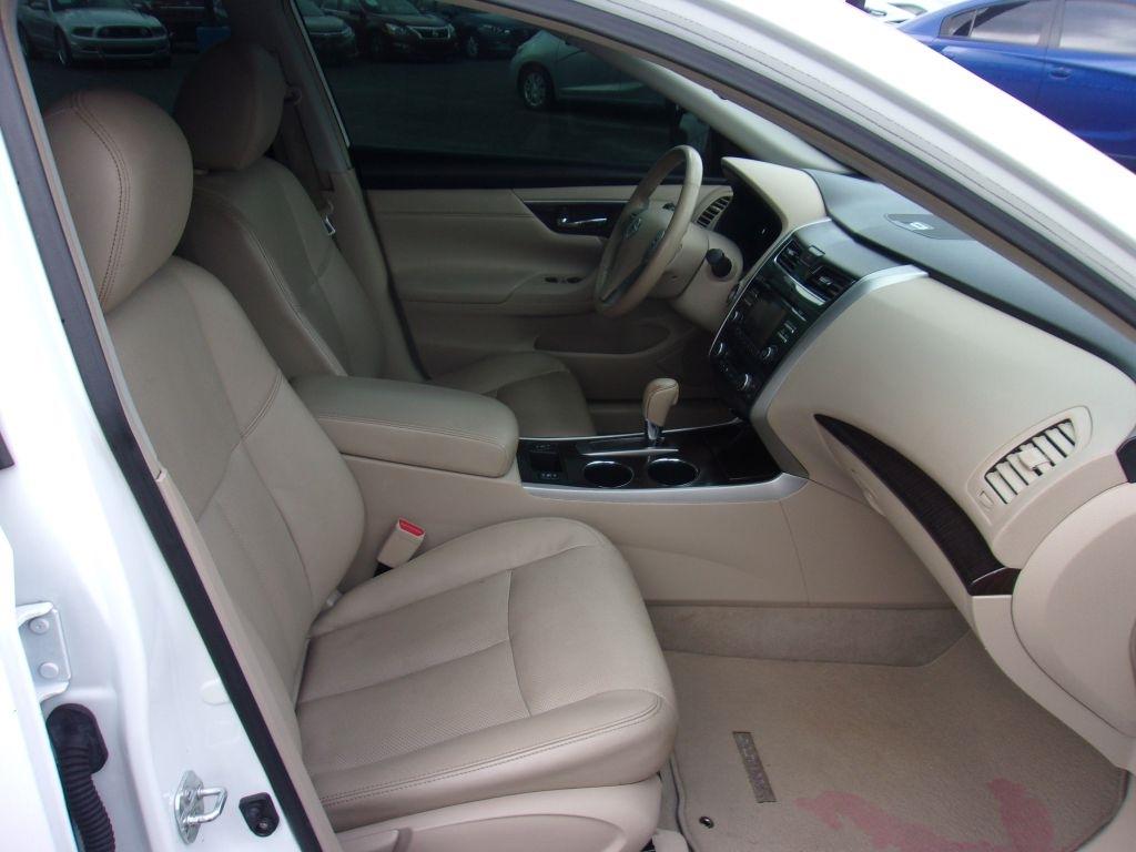 Nissan Altima 2.5 2013