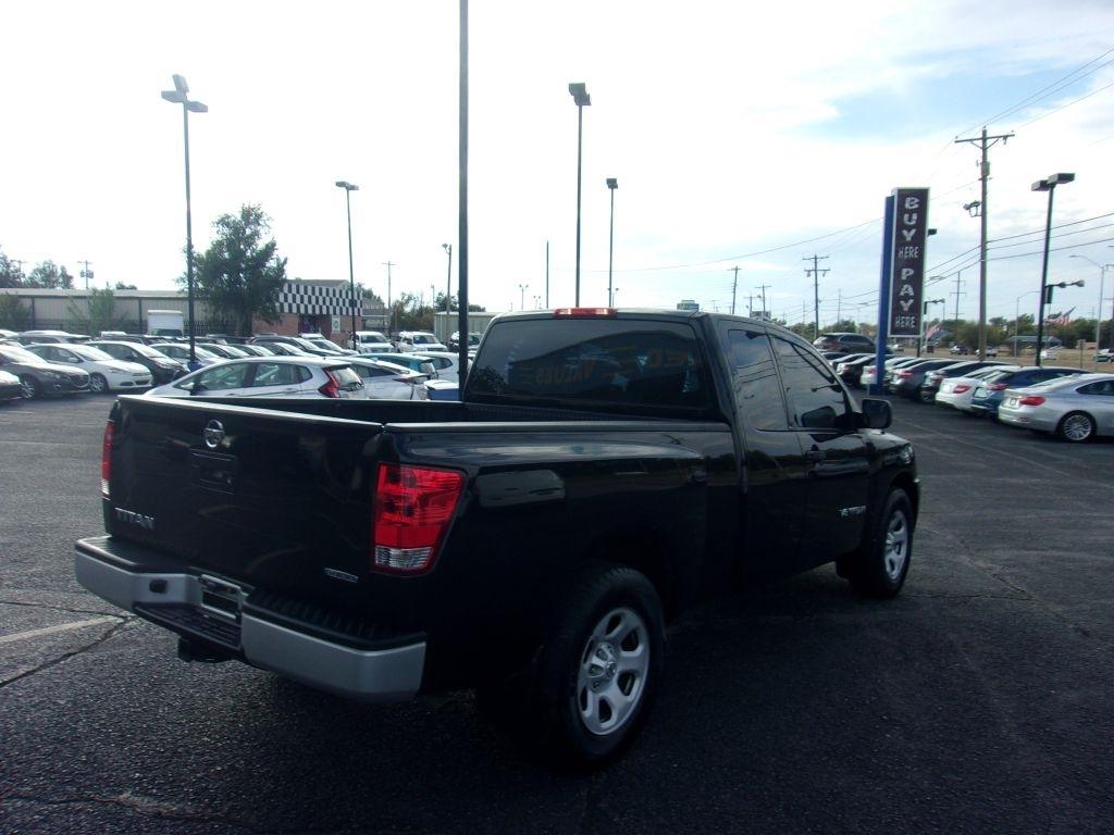 Nissan Titan S King Cab 2WD 2014