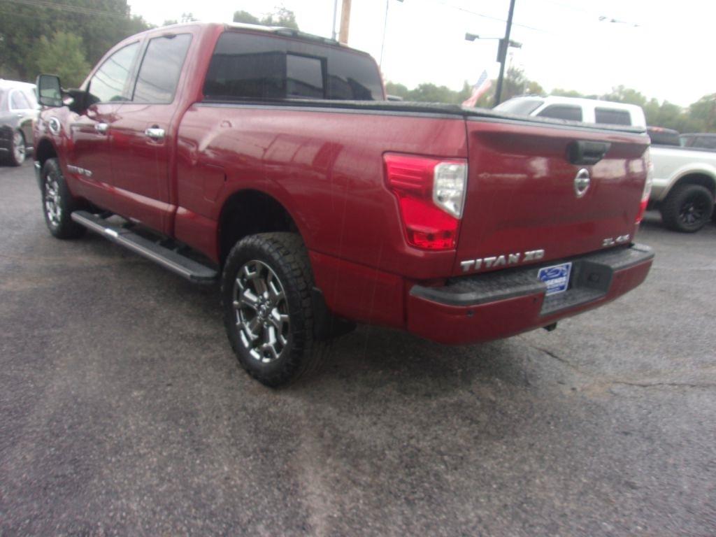 Nissan Titan XD SL 4WD Diesel 2017