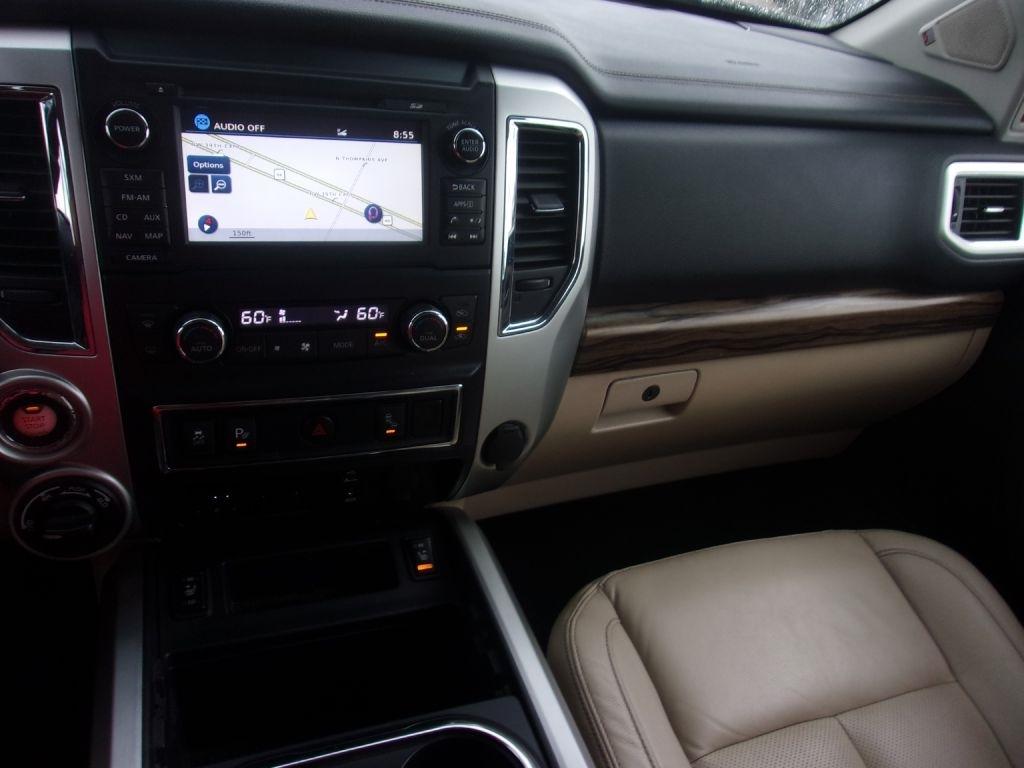 Nissan Titan XD SL 4WD Diesel 2017